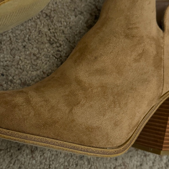 Lulu’s x Matisse Spirit Fawn Pointed Toe Camel Suede Ankle Block Heel Boots NWOT - Picture 13 of 15